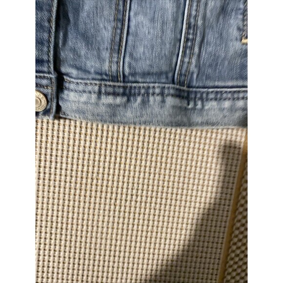 Maurices Denim Jacket Women’s Small Blue Jean Trucker Biker Inside Pockets - Picture 9 of 9